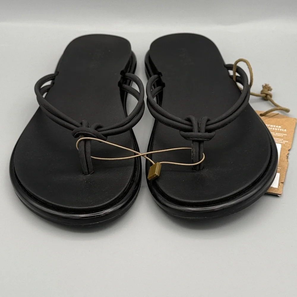 NWT OluKai ‘aka Sandals, in Black - Picture 9 of 14
